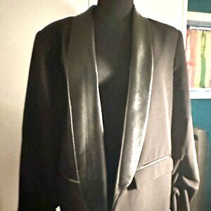 Laundry by Shelli Segal Black Tuxedo Blazer - Size XL - NWT